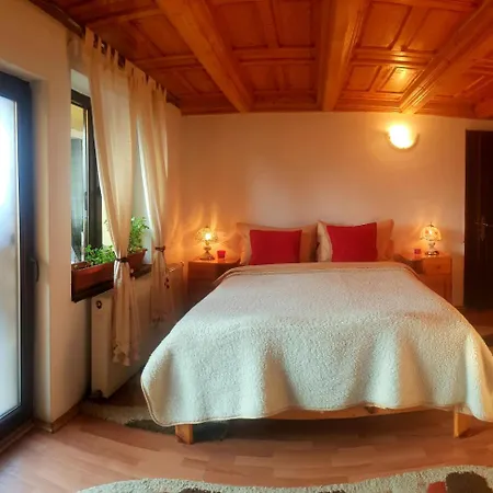 Casa Aurora Vendégház 3*