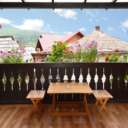 Casa Aurora Vámfalu